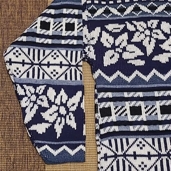 Vintage Fair  Isle Floral Sweater J. J. Poole - Blue and White Size M/L - Picture 3 of 6